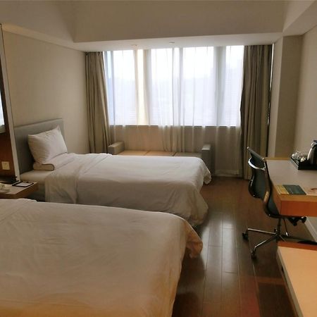 Ji Hotel Guangzhou Zhujiang New Town المظهر الخارجي الصورة