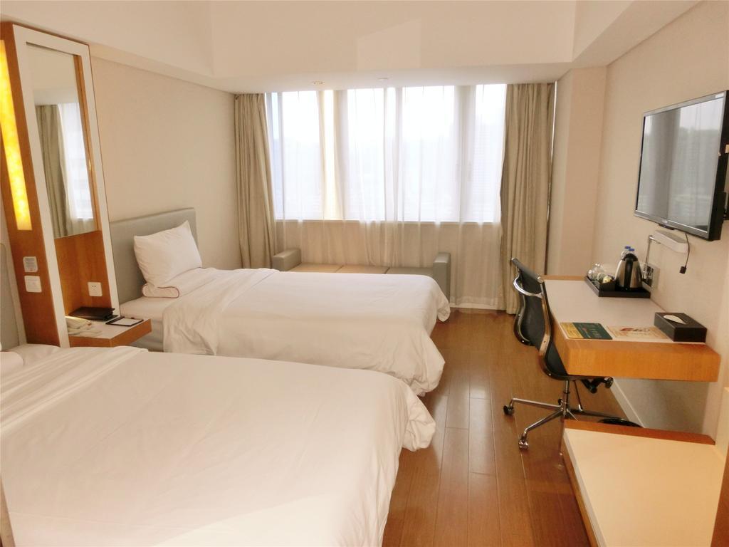 Ji Hotel Guangzhou Zhujiang New Town الغرفة الصورة