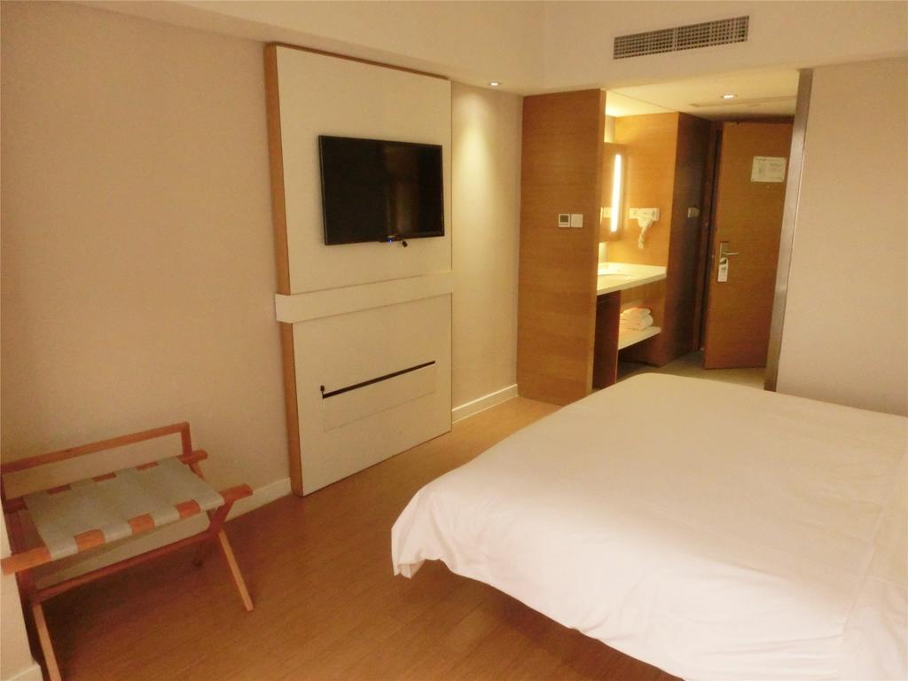 Ji Hotel Guangzhou Zhujiang New Town الغرفة الصورة