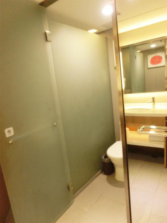 Ji Hotel Guangzhou Zhujiang New Town الغرفة الصورة
