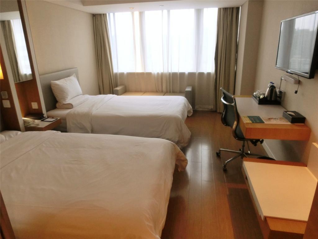 Ji Hotel Guangzhou Zhujiang New Town المظهر الخارجي الصورة