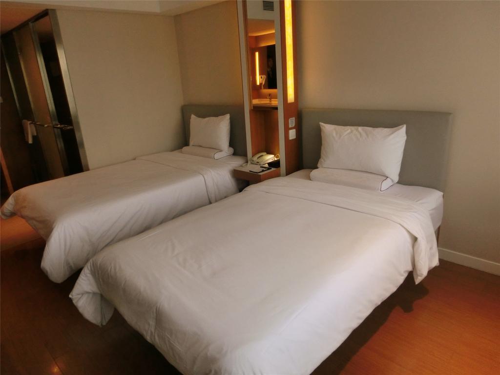 Ji Hotel Guangzhou Zhujiang New Town المظهر الخارجي الصورة